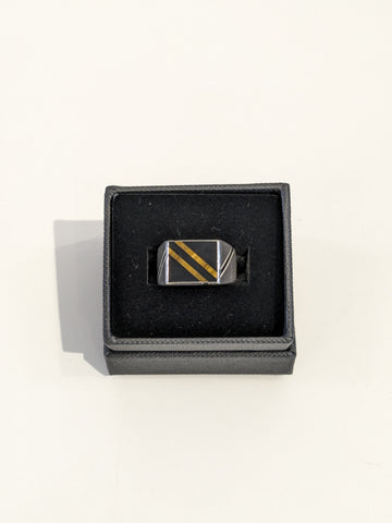 Lonely Wolf Silver Ring Onyx & Tiger Eye Slab