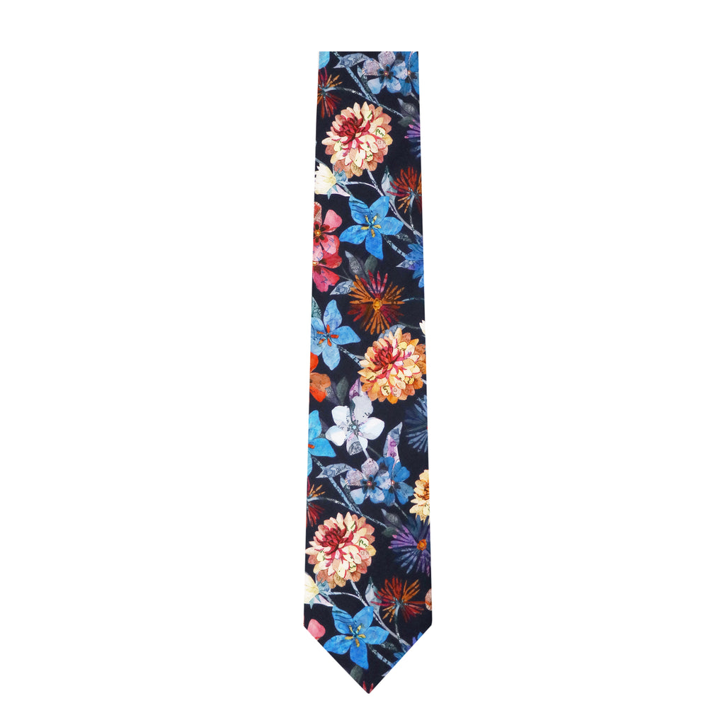 Posted Petals Liberty Tie