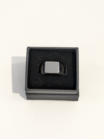 Lonely Wolf Silver Ring Shaggy Signet