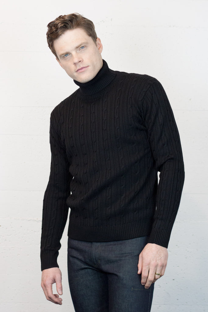 Turtle Neck Black Cable