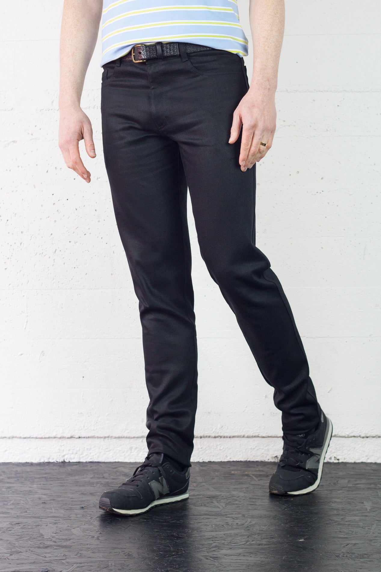 Roadster black hot sale jeans