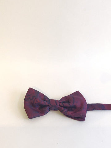Bow Tie Navy Red Paisley