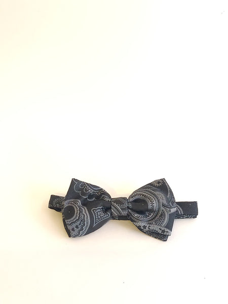 Bow Tie Black Paisley