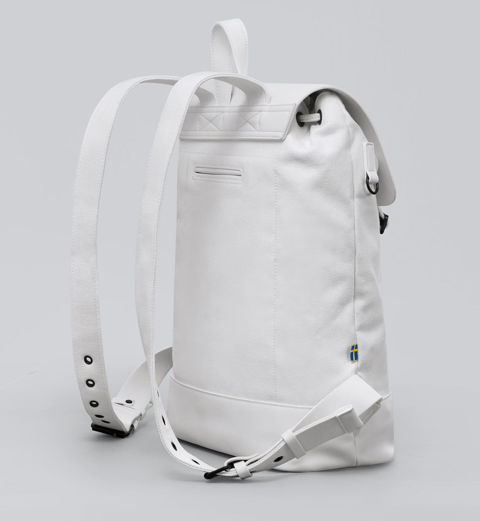 Gaston Luga Praper White